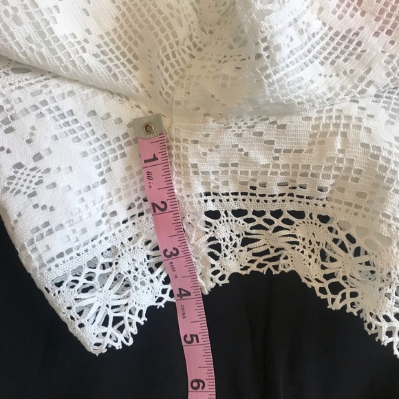 Italian Lace Shorts - Picture 9 of 9